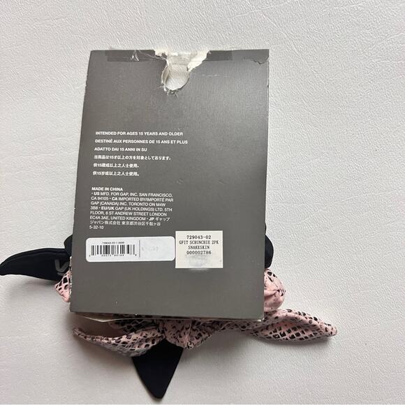 Gap Women’s Two Pack Scrunchie  Hair Accessories Set - Picture 4 of 8
